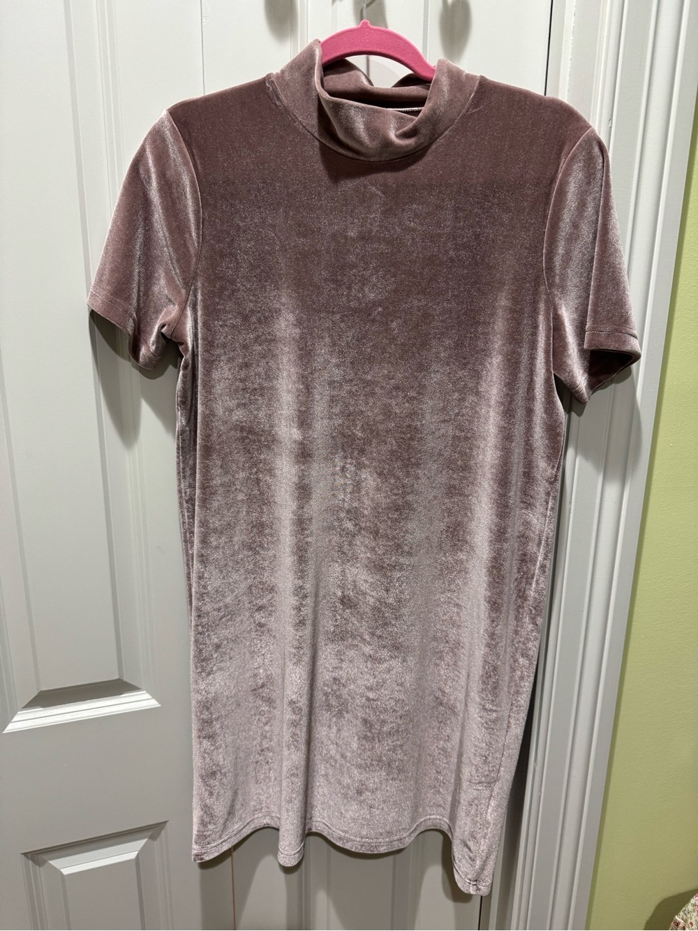 Madewell Velvet Short Sleeve Mock Neck Dress in Mauve